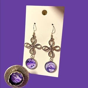 Stainless steel earrings and ring in purple